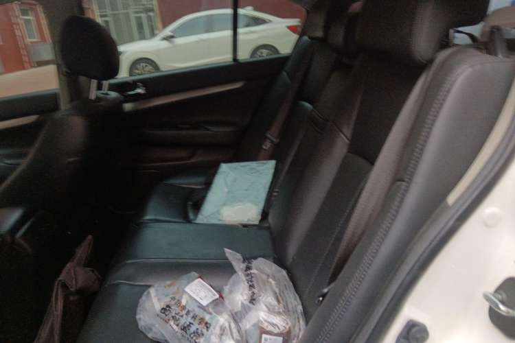 Used Infiniti G Series 2013 G25 Sedan Luxury Sport Edition Left Rear Seat