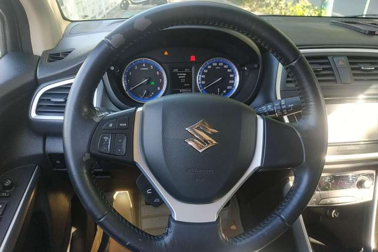 Used Suzuki S-Cross 2014 1.6L Manual Two-Wheel Drive Elite Model
