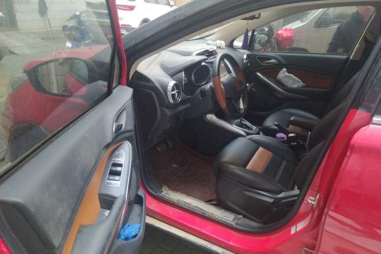 Used BYD Yuan 2016 1.5TID Automatic Prestige Model
