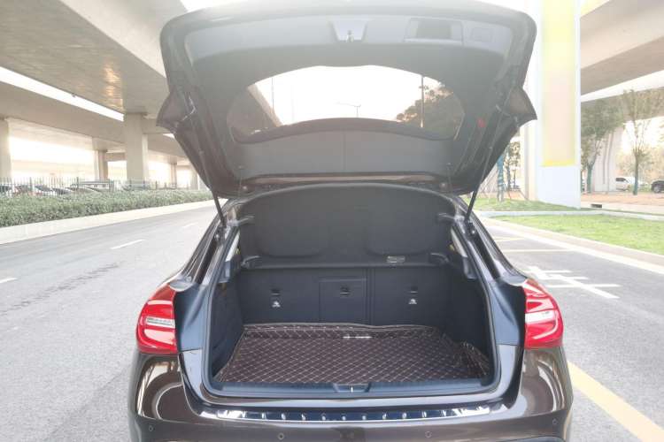 Used Mercedes-Benz GLA 2015 GLA 200 Fashion Model
