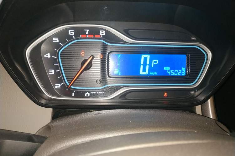 Used Chevrolet Aveo Sonic 2014 Sedan 1.4SL AT Fashion Edition