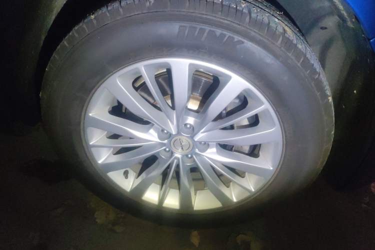Used Zotye SR9 2017 2.0T Automatic Ultimate Road Edition
