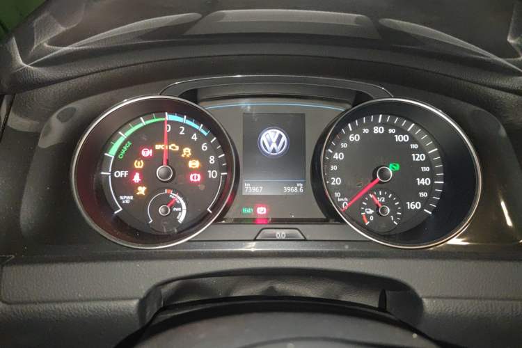 Used Volkswagen Golf Pure Electric 2020 Chari Instrument Cluster