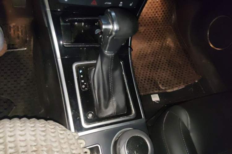 Used Haval H2 2016 Red-Label 1.5T Automatic Two-Wheel Drive Luxury Model