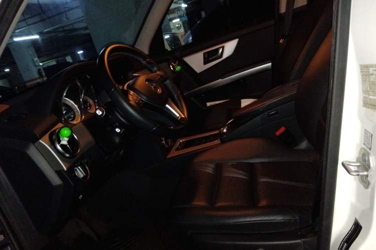 Used Mercedes-Benz GLK-Class 2014 GLK 260 4MATIC Dynamic Model
