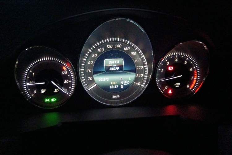 Used Mercedes-Benz GLK-Class 2014 GLK 260 4MATIC Dynamic Model
