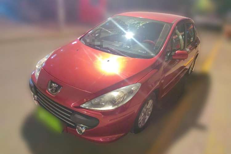 Used Peugeot 307 2008 Hatchback 2.0L Automatic Deluxe Edition