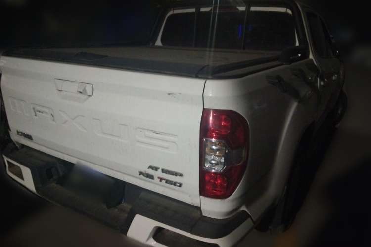 Used SAIC MAXUS T60 2017 2.0T Gasoline Automatic Two-Wheel Drive High-Ride Elite Standard Cabin