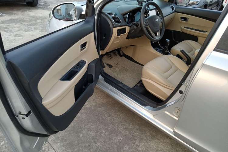 Used Chery E3 2013 1.5L Manual ZhiShang Model
