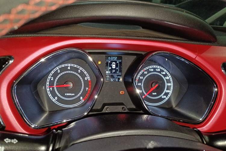 Used JAC Refine S2 2015 1.5L CVT Luxury Smart Version
