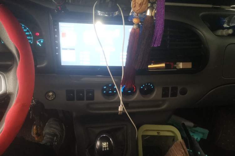 Used JMC Transit 2017 2.8T Commercial Version Short Wheelbase Mid-Roof 6/7/8-Seater JX493