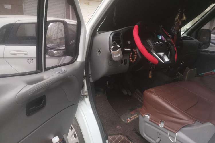 Used JMC Transit 2017 2.8T Commercial Version Short Wheelbase Mid-Roof 6/7/8-Seater JX493