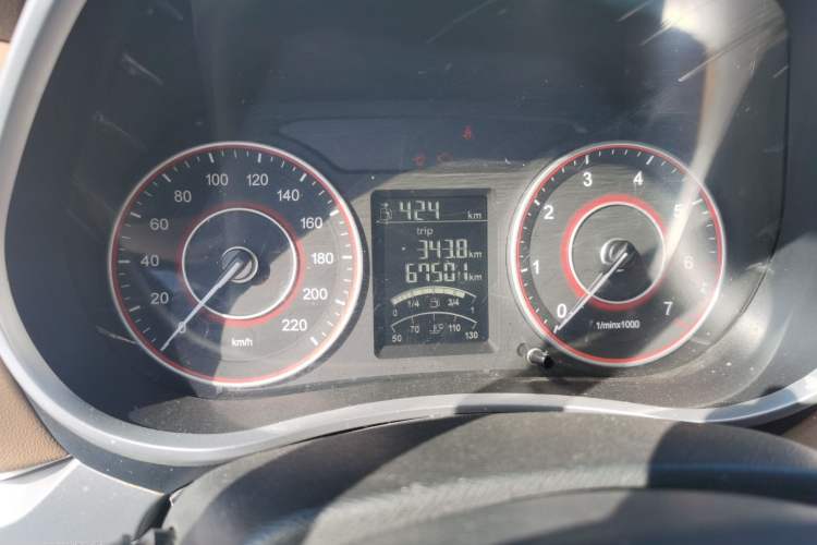 Used Jinbei F50 2017 1.6L Manual Economy Model