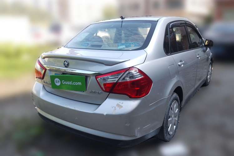 Used Venucia D50 2015 1.6L Manual Fashion Edition
