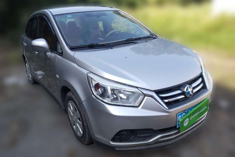 Used Venucia D50 2015 1.6L Manual Fashion Edition
