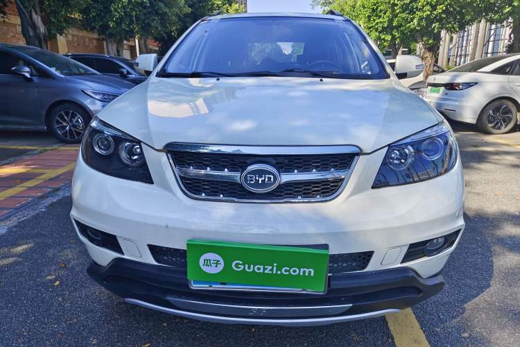 Used BYD S6 2013 Platinum Edition 2.4L Automatic Luxury Model