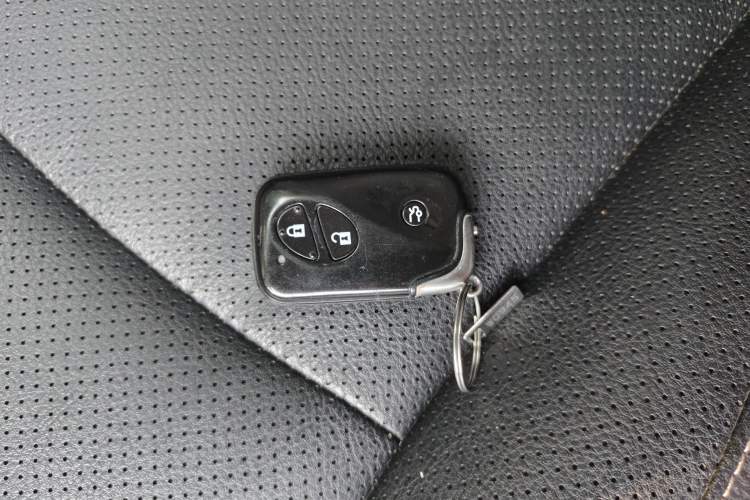 Used BYD S6 2013 Platinum Edition 2.4L Automatic Luxury Model