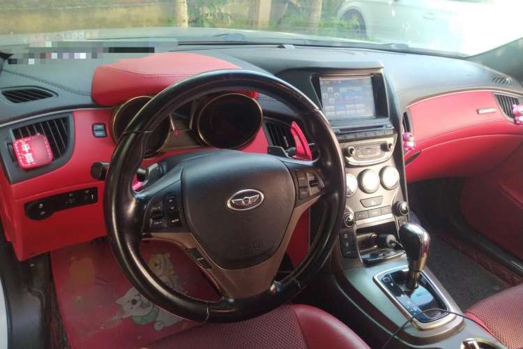 Used Hyundai Genesis Coupe 2012 2.0T Automatic Luxury Edition
