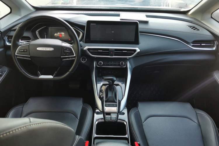 Used SAIC MAXUS EUNIQ 5 2019 Luxury Edition
