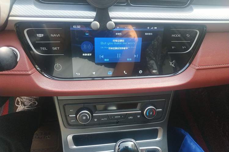 Used Geely Auto Vision S1 2019 Upgraded Model 1.5L CVT Luxury Version
