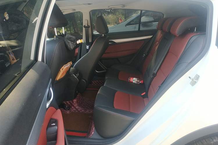 Used Geely Auto Vision S1 2019 Upgraded Model 1.5L CVT Luxury Version
