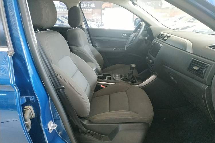 Used Qoros 5 2018 Revised Version 1.6T Automatic Leading Edition
