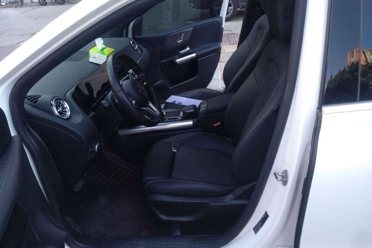 Used Mercedes-Benz B-Class 2022 Updated B 200 Fashion Edition
