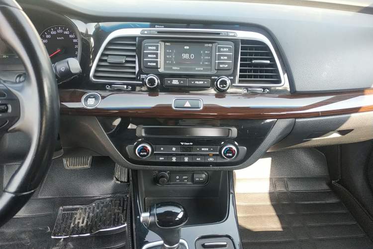 Used Kia K4 2014 1.8L Automatic DLX