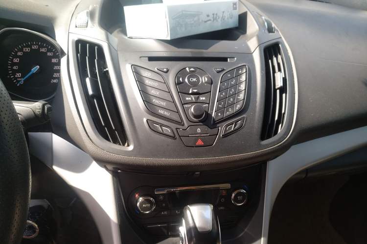 Used Ford Kuga 2013 1.6L GTDi Two-Wheel-Drive Trend Model
