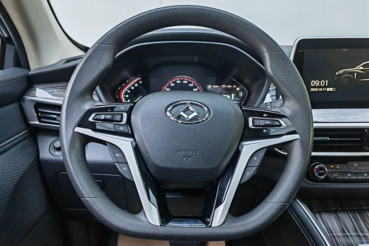 Used SAIC MAXUS D90 2017 2.0T Automatic Two-Wheel Drive Mercury