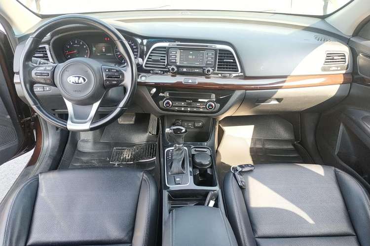 Used Kia K4 2014 1.8L Automatic DLX