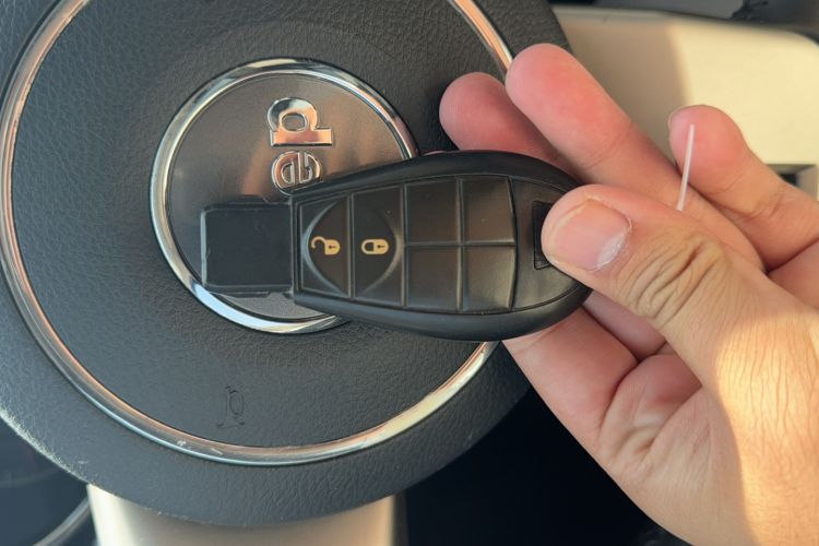 Used Jeep Grand Cherokee 2011 Revised Version 3.6L Comfort Edition
