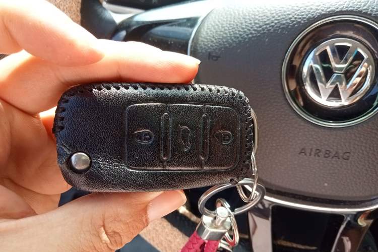 Used Volkswagen Gran Lavida 2015 230TSI DSG Comfort Edition
