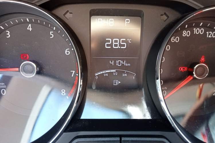 Used Volkswagen Gran Lavida 2015 230TSI DSG Comfort Edition
