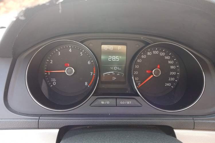 Used Volkswagen Gran Lavida 2015 230TSI DSG Comfort Edition
