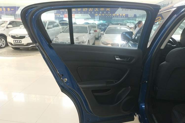 Used Qoros 5 2018 Revised Version 1.6T Automatic Leading Edition
