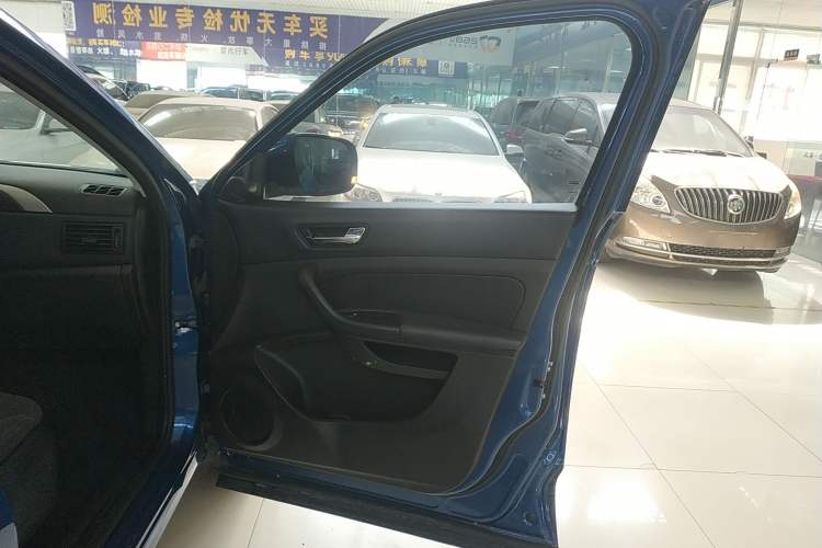 Used Qoros 5 2018 Revised Version 1.6T Automatic Leading Edition
