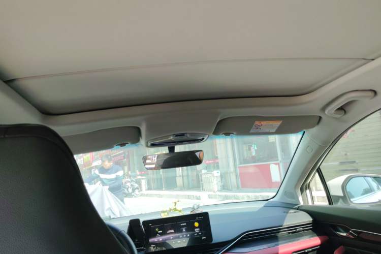 Used Geely Auto Emgrand S 2021 1.4T CVT Luxury Version Headliner