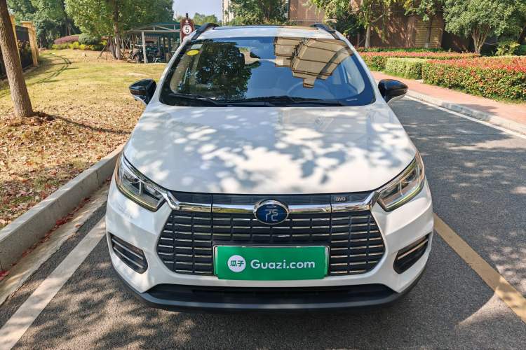 Used BYD Yuan New Energy 2018 EV360 Smart Connected Cool Model
