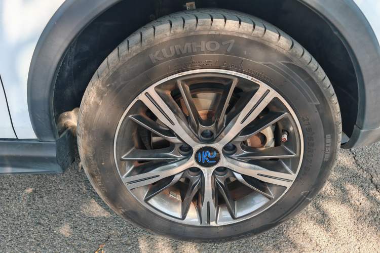 Used BYD Yuan New Energy 2018 EV360 Smart Connected Cool Model
