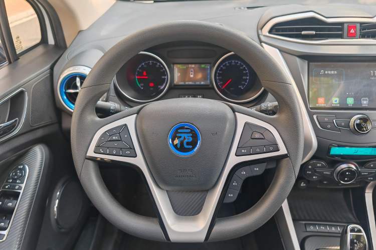 Used BYD Yuan New Energy 2018 EV360 Smart Connected Cool Model
