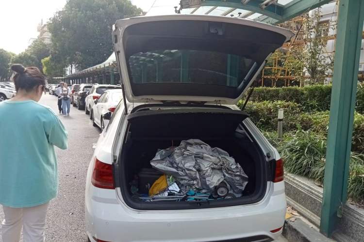 Used Volkswagen Gran Lavida 2015 230TSI DSG Comfort Edition
