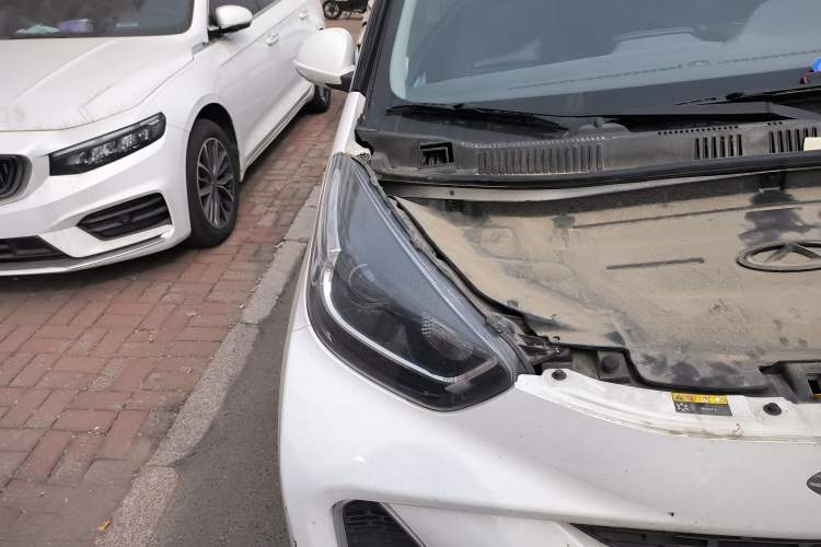 Used Chery New Energy Little Ant 2021 150 000 Yuan Ant Fan Edition Ant Trend Version Lithium-Ion Battery Right Front Headlight