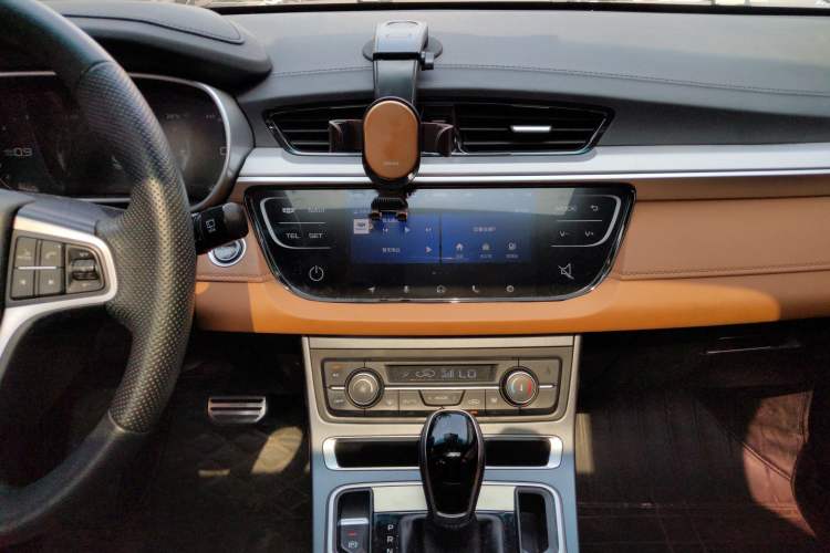Used Geely Auto Vision S1 2018 1.4T CVT FENGXING Model
