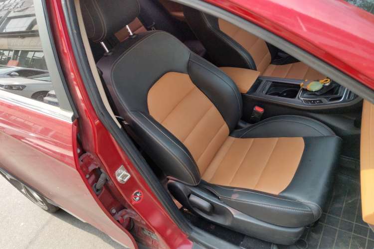 Used Geely Auto Vision S1 2018 1.4T CVT FENGXING Model
