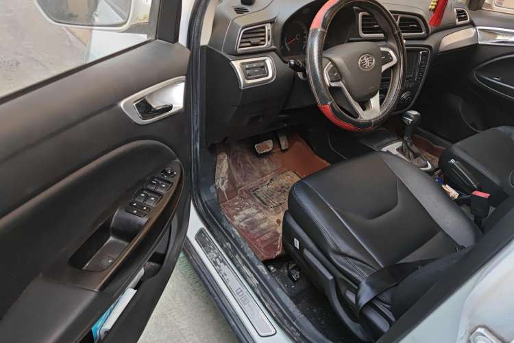 Used FAW Junpai D60 2015 1.8L Automatic Prestige Model
