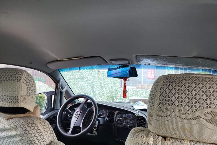 Used JAC Refine 2011 2.0L Shuttle Gasoline Standard Edition HFC4GA3 Headliner