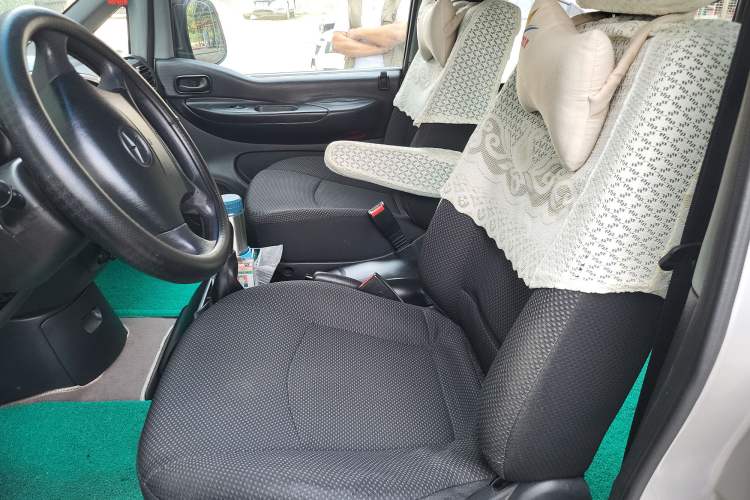 Used JAC Refine 2011 2.0L Shuttle Gasoline Standard Edition HFC4GA3 Left Front Seat