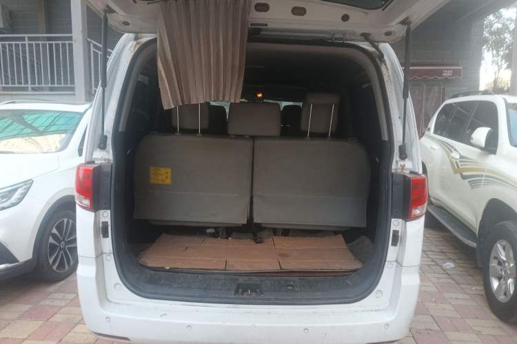 Used JAC M4 2018 1.5T Manual Hybrid Luxury Smart Version Trunk