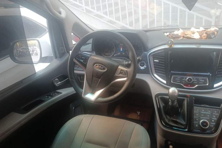 Used JAC M4 2018 1.5T Manual Hybrid Luxury Smart Version Steering Wheel